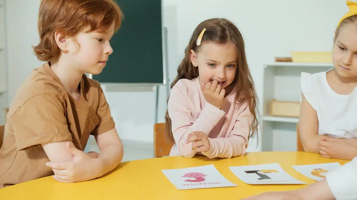 Gérer le départ des enfants à la fac : astuces et conseils pratiques