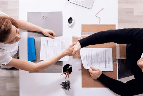 Looks professionnels pour réussir son entretien d’embauche : conseils et astuces