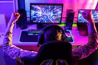 Ergonomie et confort : quelle option pour un gamer ? Portable ou Fixe ?