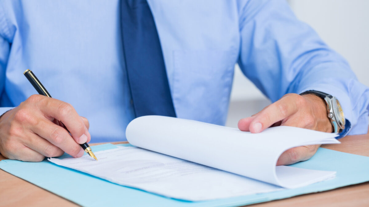 Le cadre juridique de la responsabilité civile professionnelle : ce que vous devez savoir