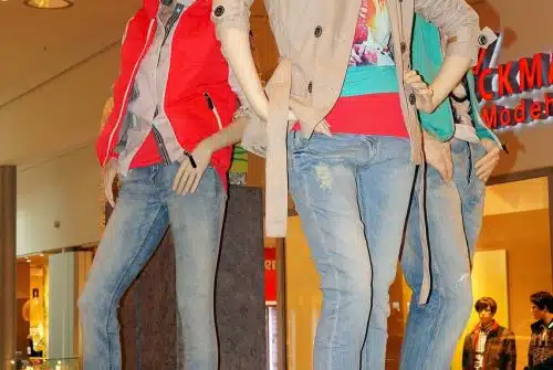 Quels sont les styles de pantalons les plus tendance en 2023 ?